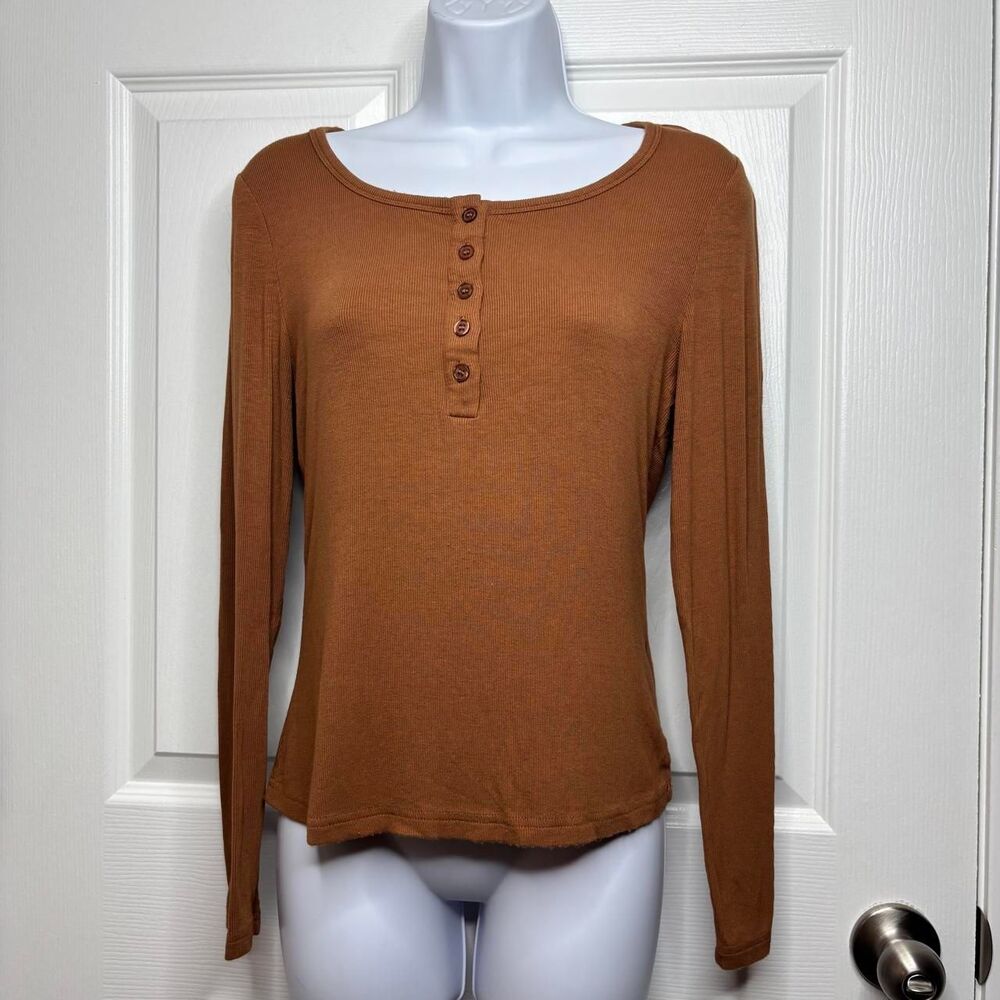 M PrettyGarden Ribbed Henley Long Sleeve Top Camel Brown Button Front